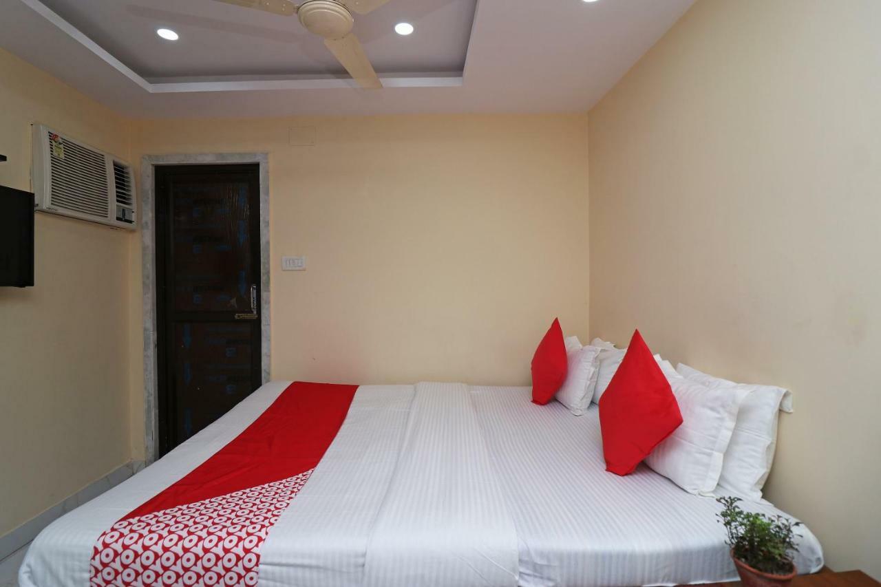 Oyo Flagship 16209 Hotel Ambar Palace Bara Bazar Exterior foto